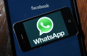 黑莓whatsapp历史版本,从兴起至衰